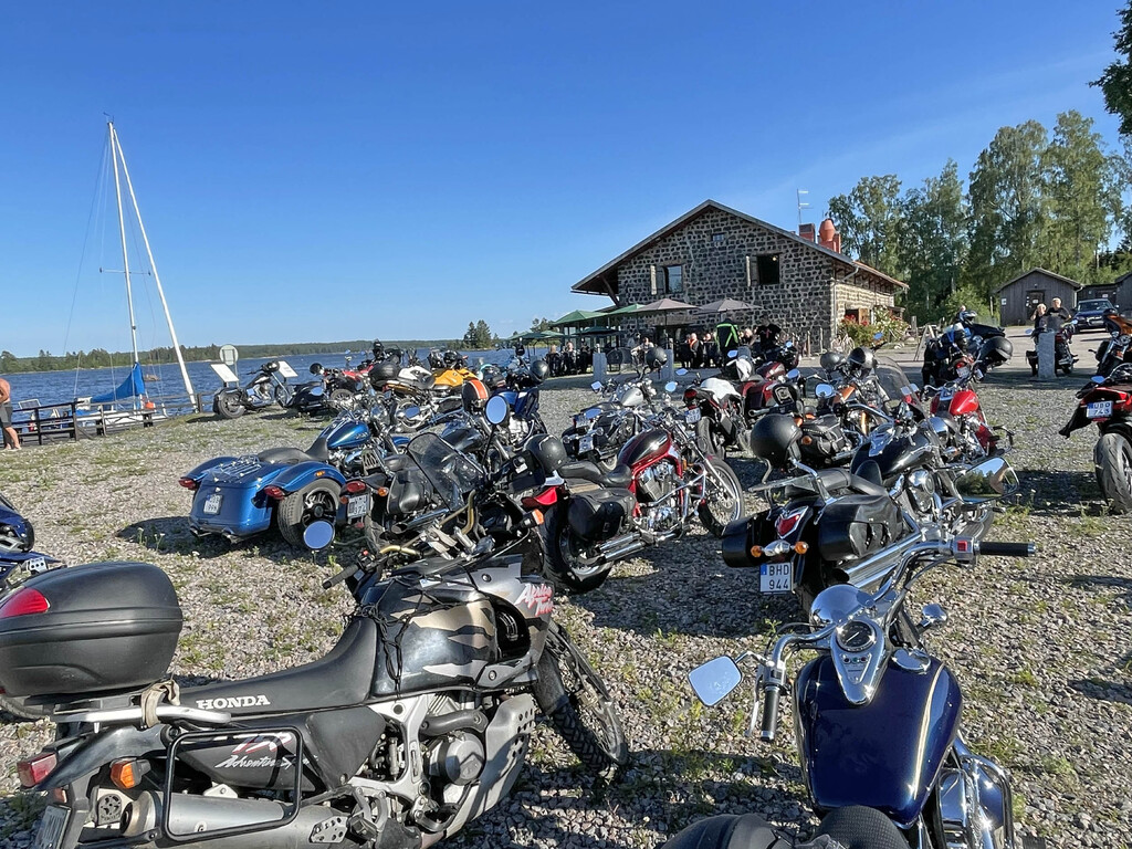 MCträffar måndagar på Axmar Brygga AxmarBrygga Havskrog