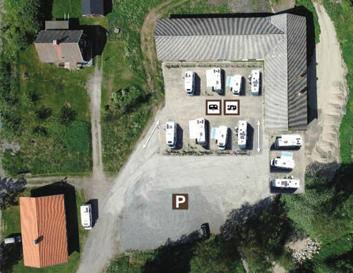 Ny ställparkering för husvagnar och husbilar vid Ladan på Torget i Axmar bruk.
